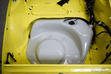 Porsche 911 2.0 SWB 1968 body restoration