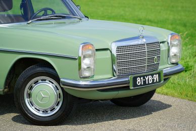 Mercedes-Benz 220 D, 1974