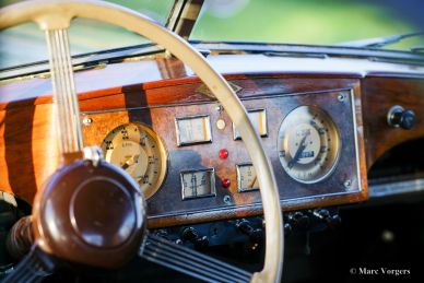 Riley RMF saloon, 1953