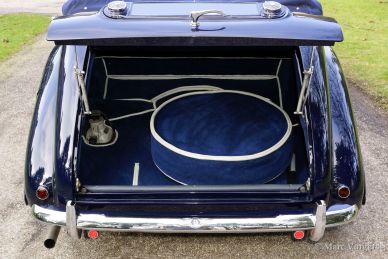 Bentley Mk VI Park Ward, 1950