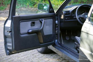 BMW 320 IS (E30), 1988