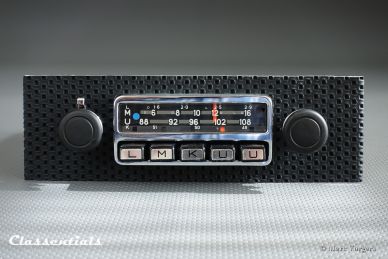 Vintage Dashboard Jewelry...