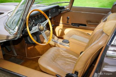 Jaguar E-Type 4.2 Litre S2 FHC 2+2, 1969