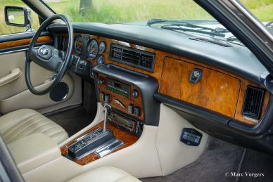 Jaguar XJ12 Sovereign, 1986