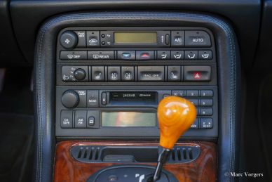 Jaguar XK8 coupe, 2001