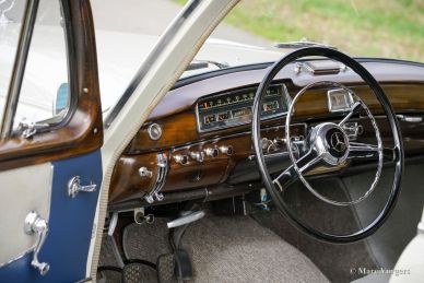 Mercedes-Benz 220 S (W180), 1958