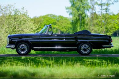 Mercedes-Benz 220 SE (W111) cabriolet, 1963
