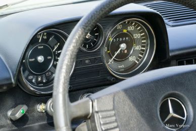 Mercedes-Benz 220 D, 1974