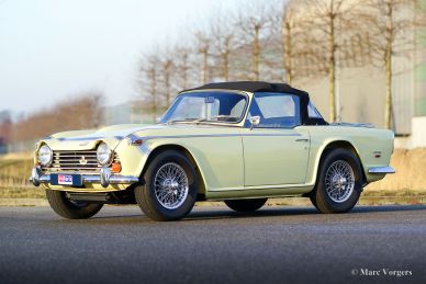 Triumph TR 250, 1968