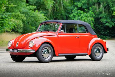 Volkswagen “Beetle” 1302 LS Convertible / Cabriolet, 1971