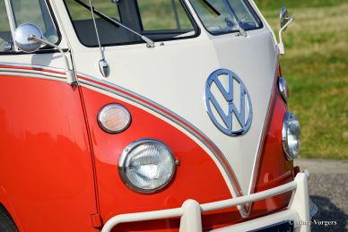 Volkswagen T1 Samba bus, 1963