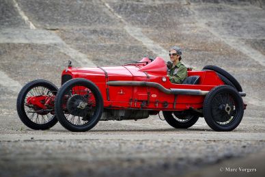 The Spirit of Brooklands – Captured in Colour