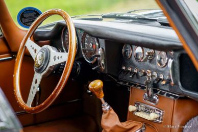 Jaguar E-type 4.2 Litre FHC, 1965