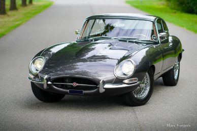 Jaguar E-type 4.2 Litre FHC, 1965