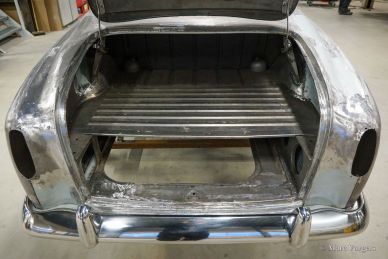 Peugeot 403 Cabriolet restoration