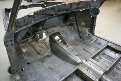 Peugeot 403 Cabriolet restoration