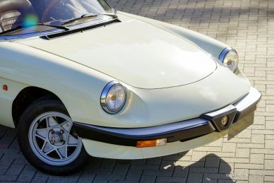 Alfa Romeo Spider 2000, 1983