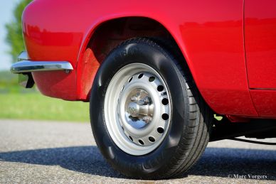 Alfa Romeo Giulia GT 1300 Junior, 1975