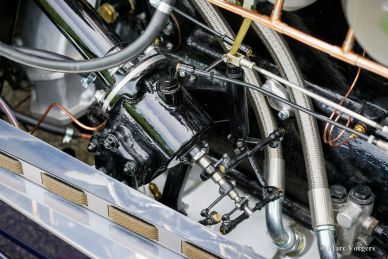 Bentley ‘Old Number One’ by Racing Green Engineering, 1948
