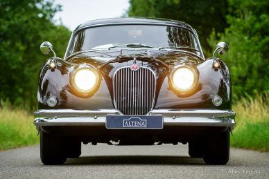 Jaguar XK 150 FHC, 1961