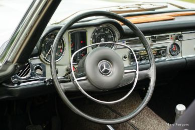 Mercedes-Benz 280 SL ‘Pagode’, 1970