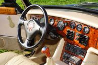 MG RV8, 1995