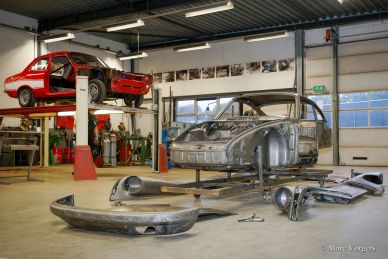 Porsche 911 2.0 SWB 1968 body restoration