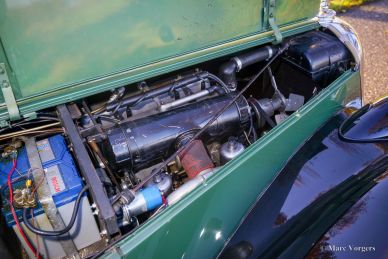 Riley RMF saloon, 1953