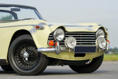 Triumph TR 250, 1968