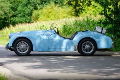 Triumph TR3 (small mouth), 1957