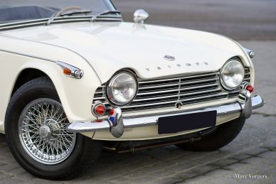 Triumph TR 4a IRS, 1967