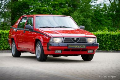 Alfa Romeo 75 3.0 V6 America, 1988