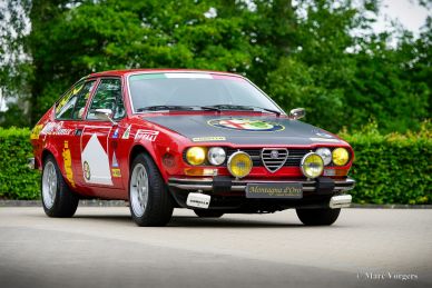 Alfa Romeo Alfetta 1800 GT rally car, 1975