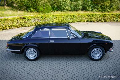 Alfa Romeo Giulia 2000 GTV ‘Bertone’, 1972