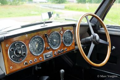 Aston Martin DB2/4, 1954