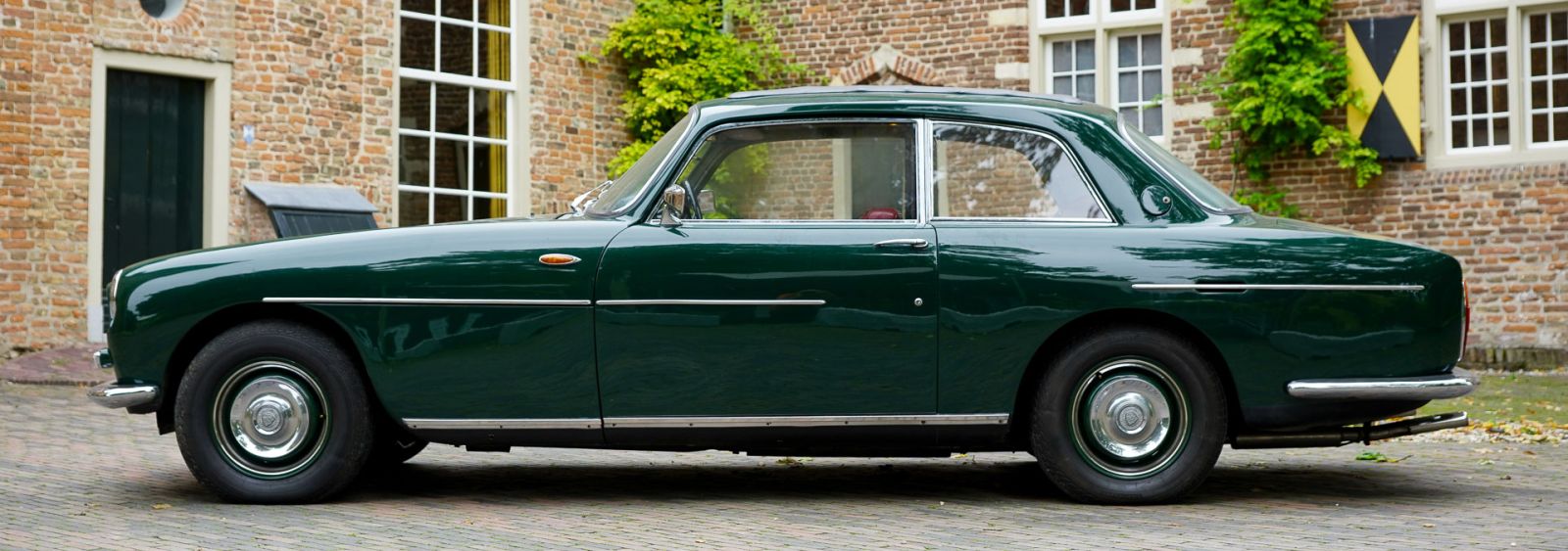 Bristol 411, 1970