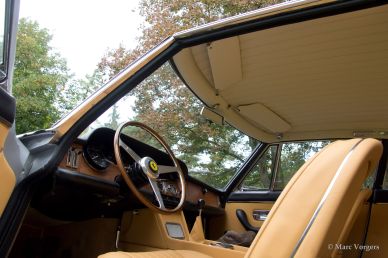 Ferrari 330 GT 2+2 series 1, 1964