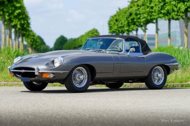 Jaguar E-type 4.2 Litre roadster, 1969