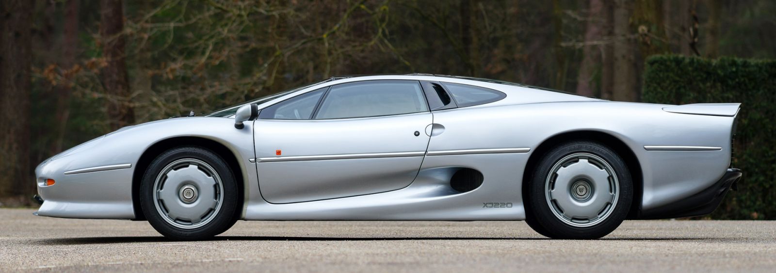 Jaguar XJ220, 1993