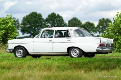 Mercedes-Benz 300 SE rally, 1962