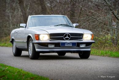 Mercedes-Benz 280SL (R107), 1985