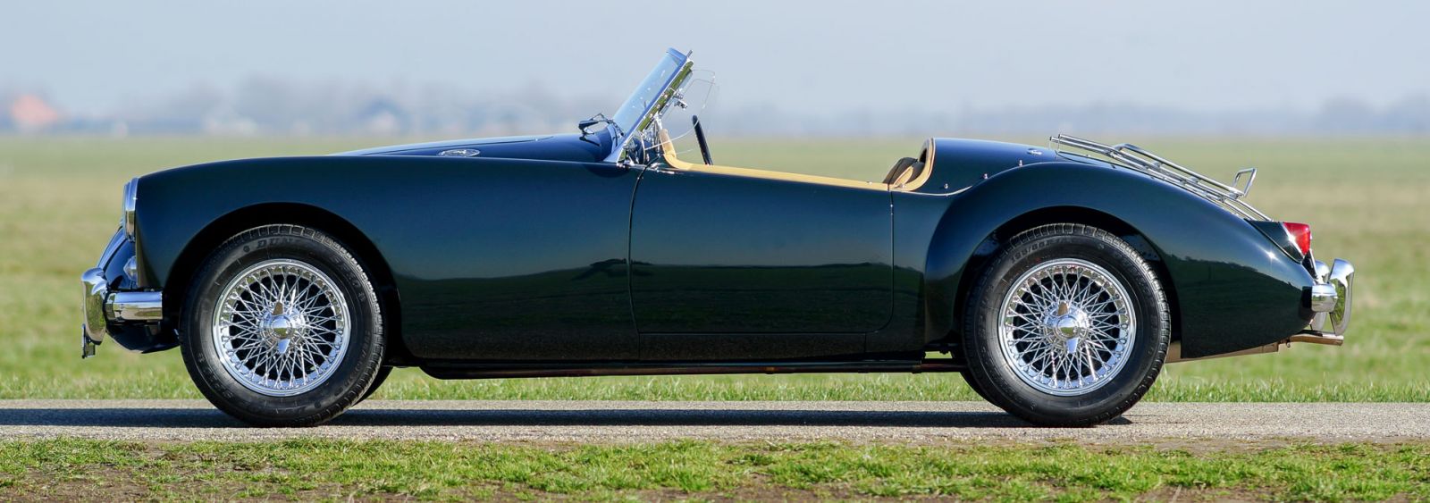 MG MGA 1500 roadster, 1956