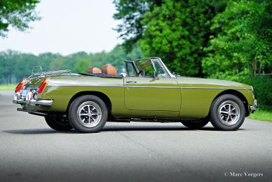 MG MGB roadster, 1975