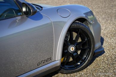 Porsche 911 (997) GT2 RS, 2011