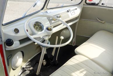 Volkswagen T1 Samba bus, 1963