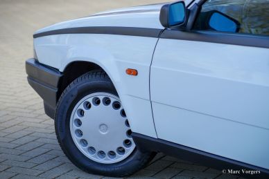 Alfa Romeo 75 1.8 IE, 1990
