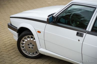 Alfa Romeo 75 2.0 Twin Spark, 1988