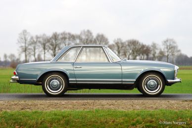 Mercedes-Benz 230 SL 'Pagode', 1964