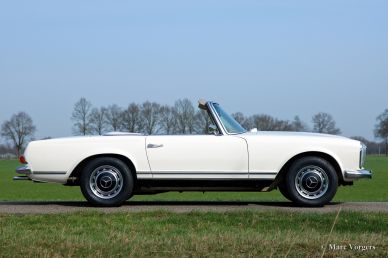 Mercedes-Benz 280 SL 'Pagode', 1968