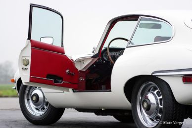 Jaguar E-type 4.2 Litre FHC S2, 1969